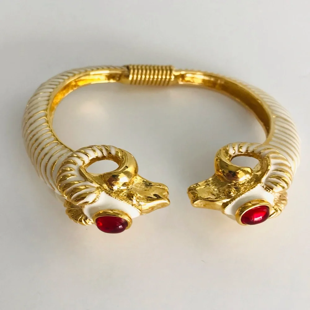 ‼️💥PRICE DROP ☄️ Kenneth Jay Lane enameled Ram Head spring-style Bangle Bracelet - Picture 6 of 8
